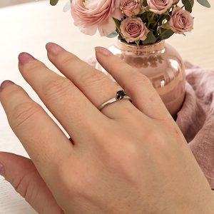 Anel Solitário Ônix