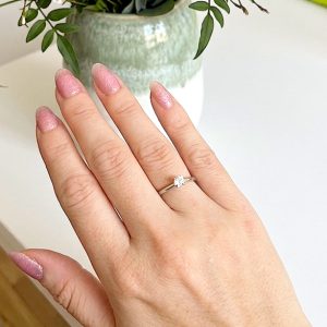 Anel Solitário Cristal