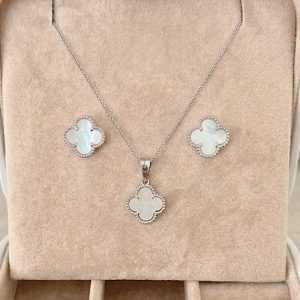 Conjunto trevo madrepérola